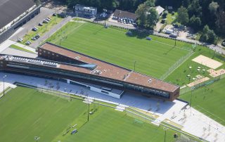 C-Flying Bulls-K.Lagger – Red Bull Akademie – 4.7 (168)